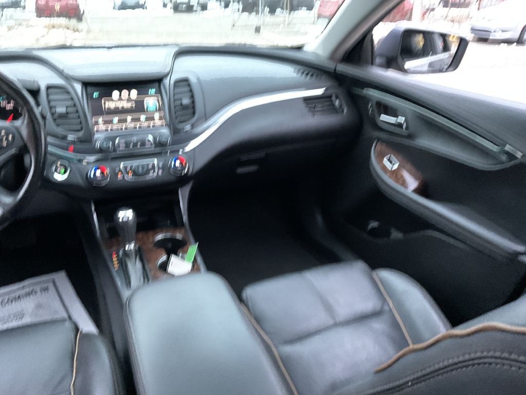 2014 Chevrolet Impala Image 32