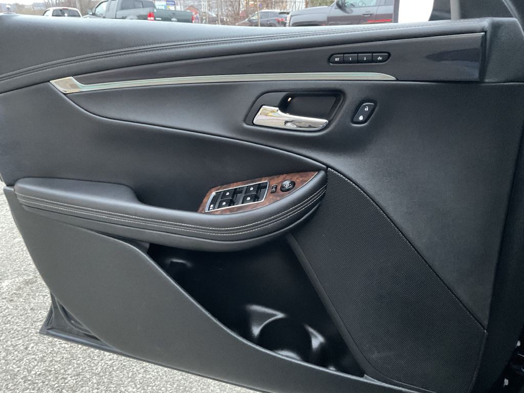 2014 Chevrolet Impala Image 38