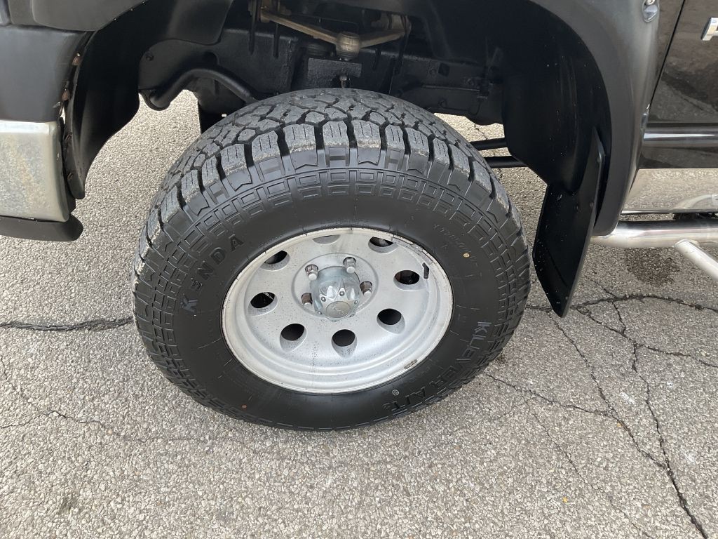 2002 Dodge Ram 1500 Image 9