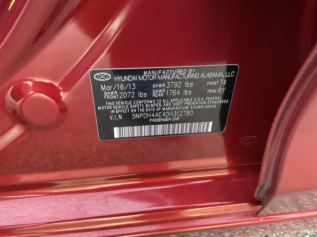 2013 Hyundai Elantra Image 38