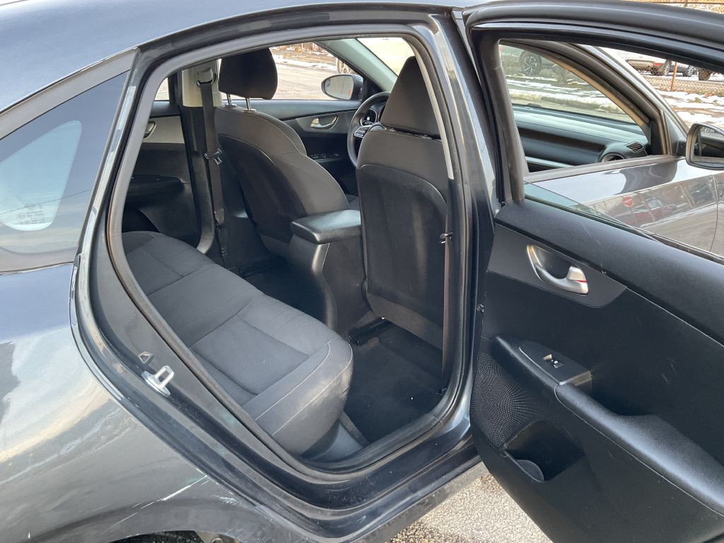 2019 Kia Forte Image 24