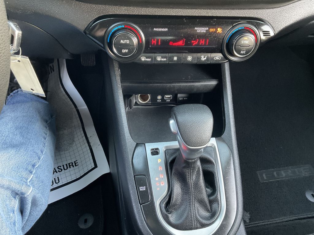 2019 Kia Forte Image 34