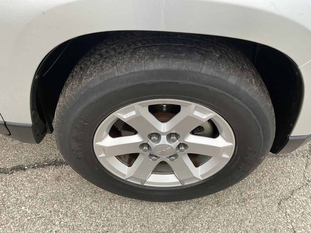 2015 GMC Acadia Image 11