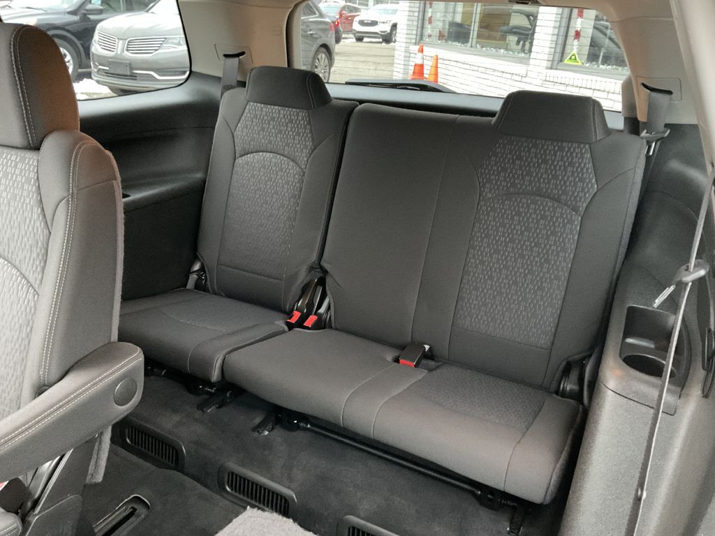 2015 GMC Acadia Image 21