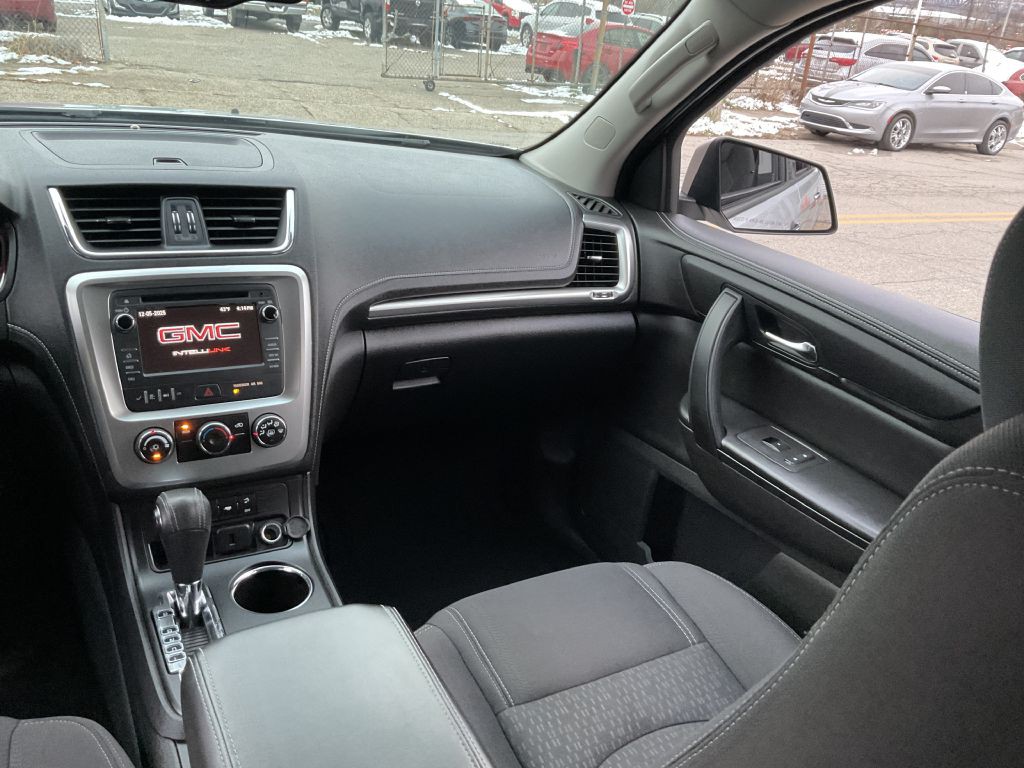 2015 GMC Acadia Image 30