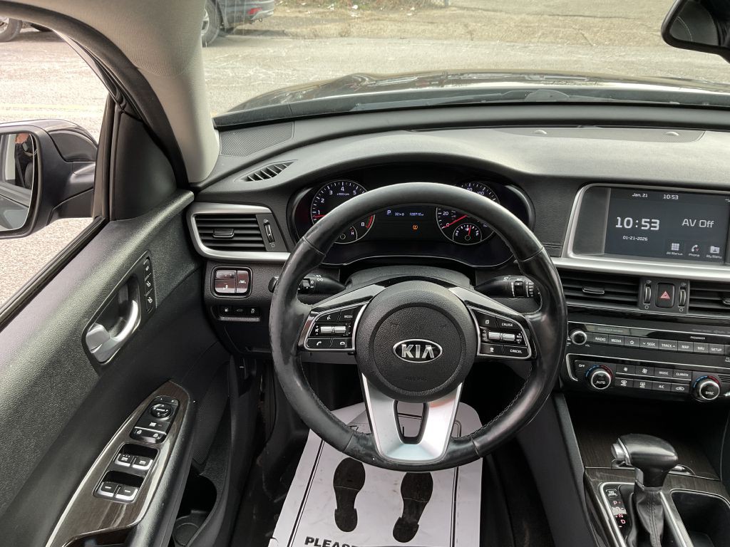 2020 Kia Optima Image 28