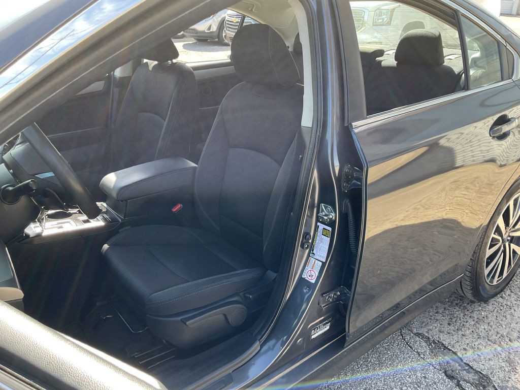 2018 Subaru Legacy Image 14