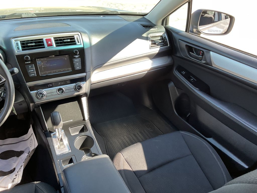 2018 Subaru Legacy Image 28