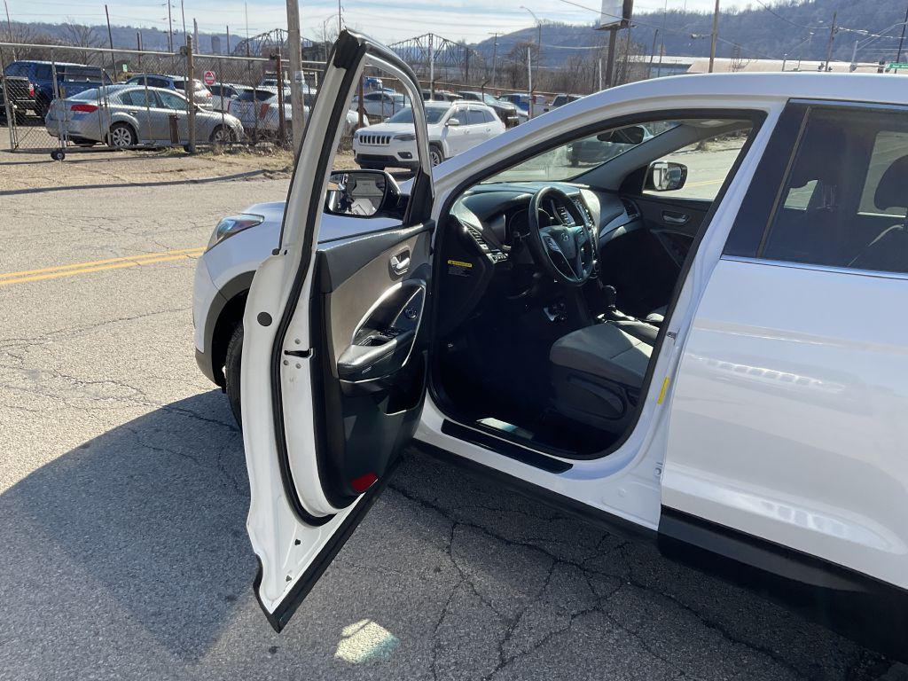 2017 Hyundai Santa Fe Sport Image 13