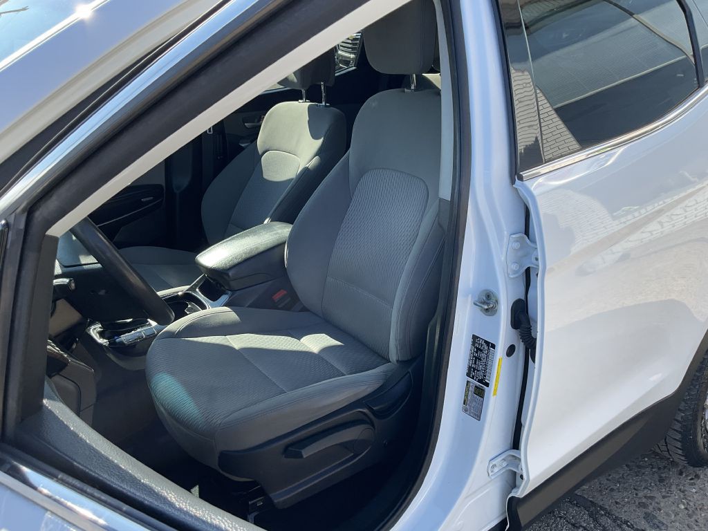 2017 Hyundai Santa Fe Sport Image 14