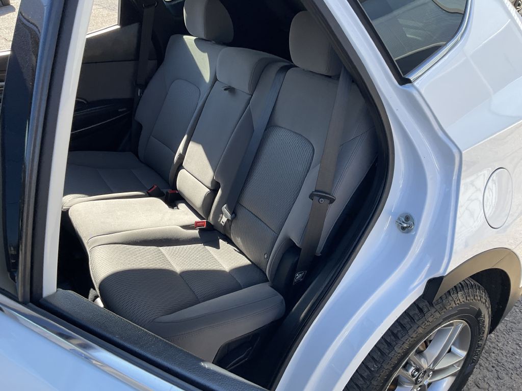 2017 Hyundai Santa Fe Sport Image 20