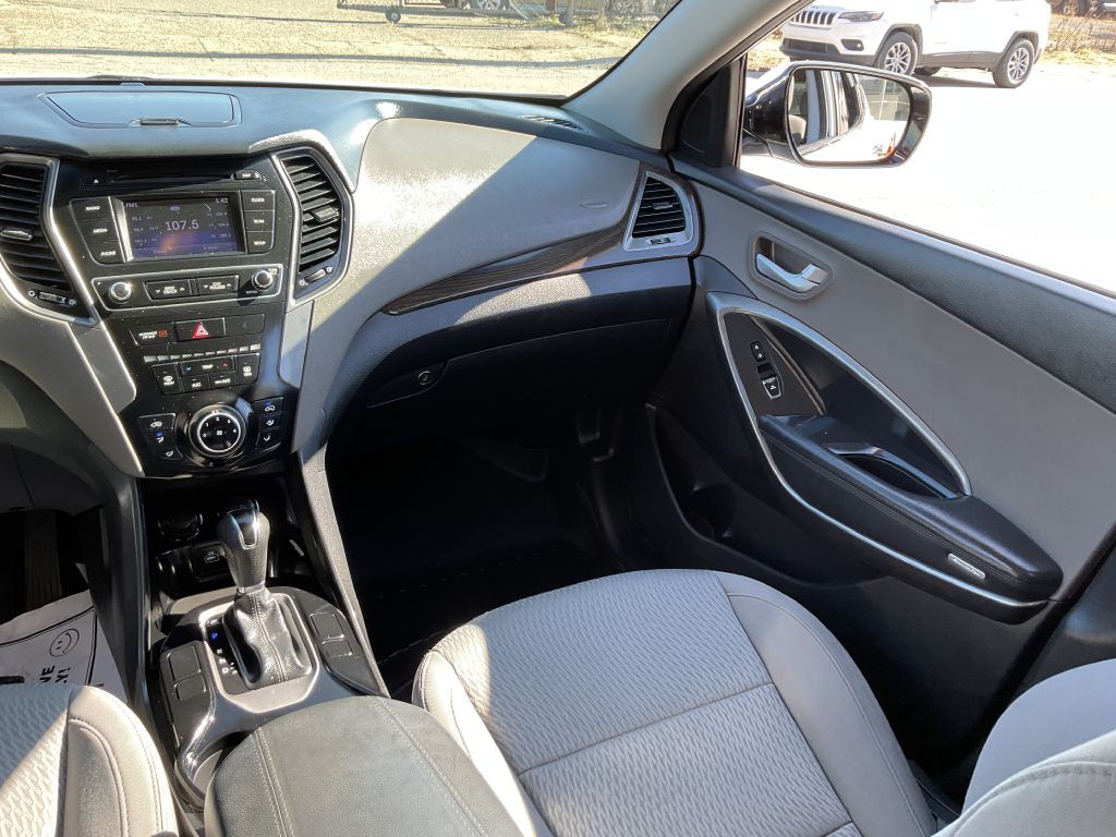 2017 Hyundai Santa Fe Sport Image 28