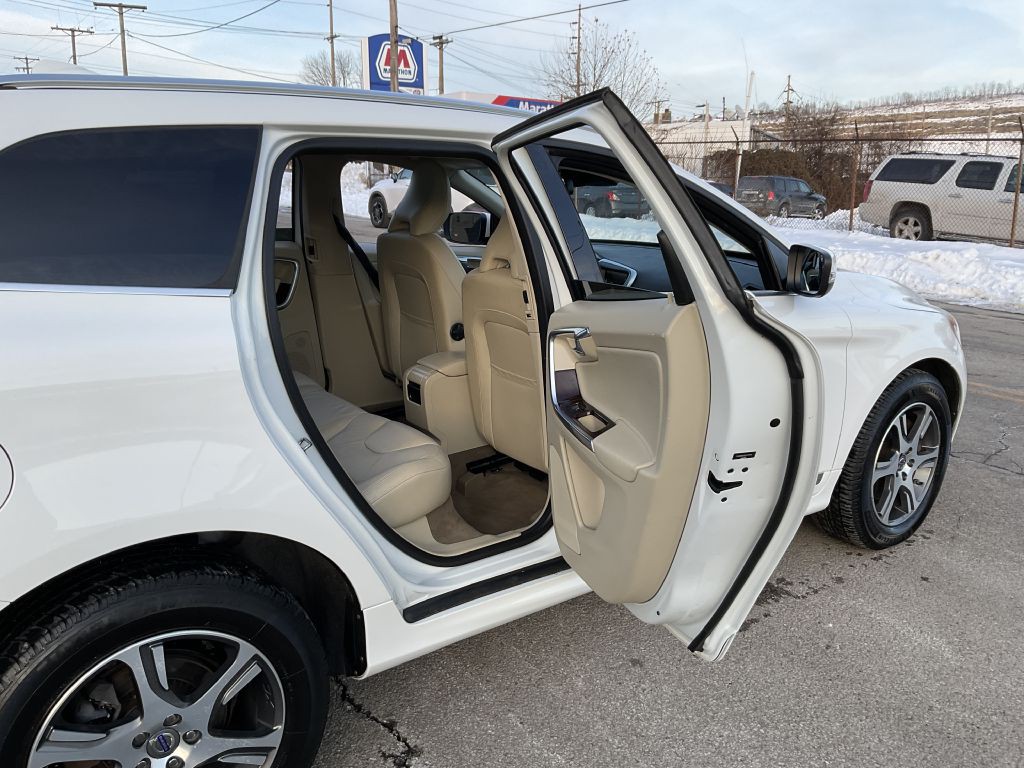 2014 Volvo XC60 Image 23