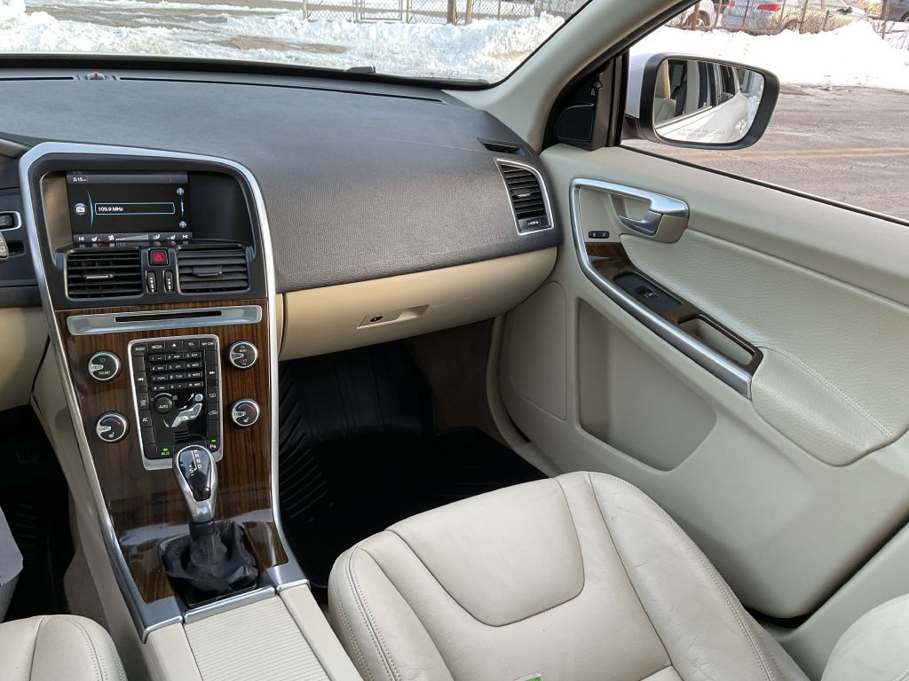 2014 Volvo XC60 Image 30