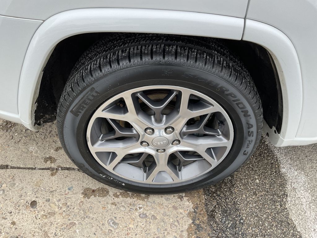 2021 Jeep Grand Cherokee Image 12