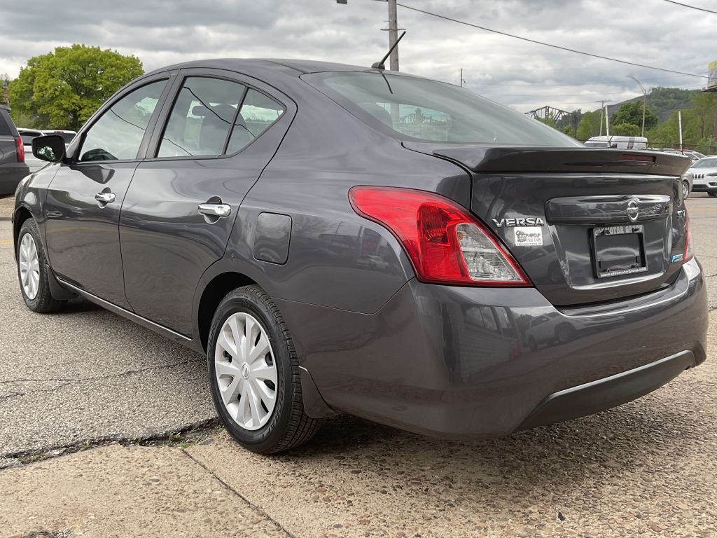 2015 Nissan Versa Image 7
