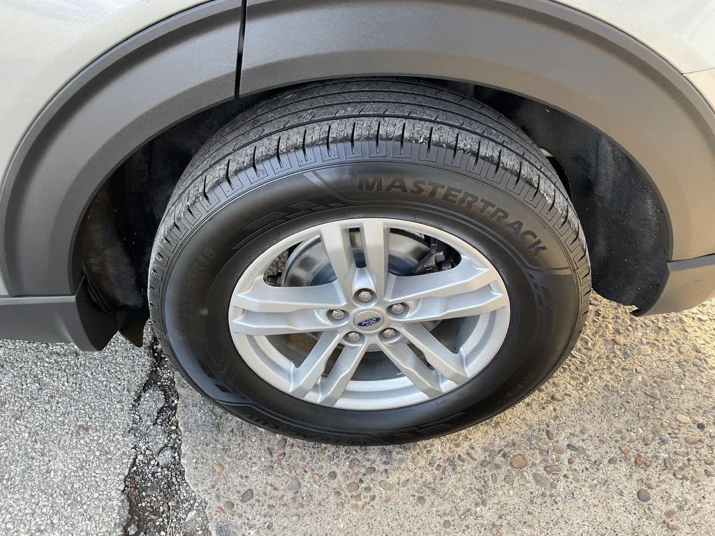 2020 Ford Explorer Image 10