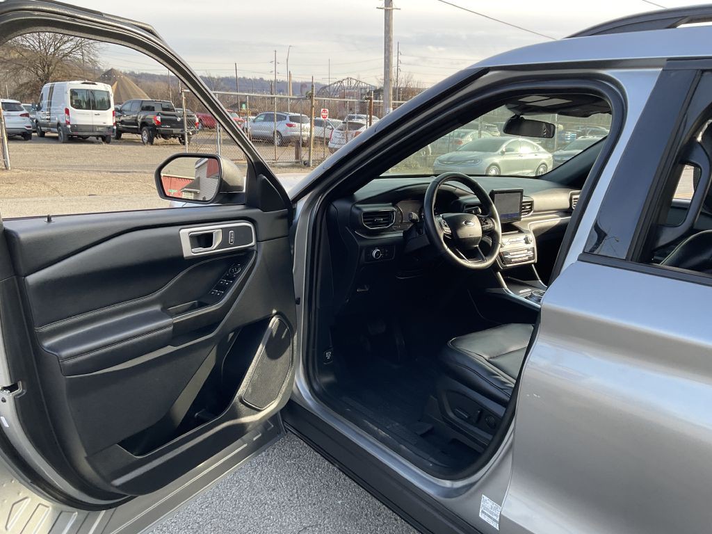 2020 Ford Explorer Image 15