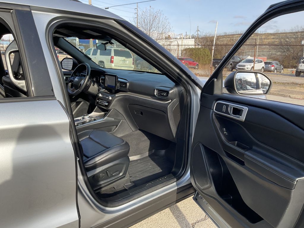 2020 Ford Explorer Image 18