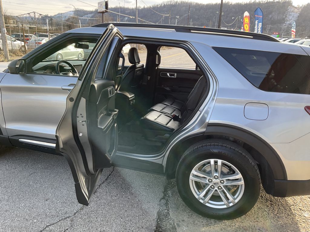 2020 Ford Explorer Image 19