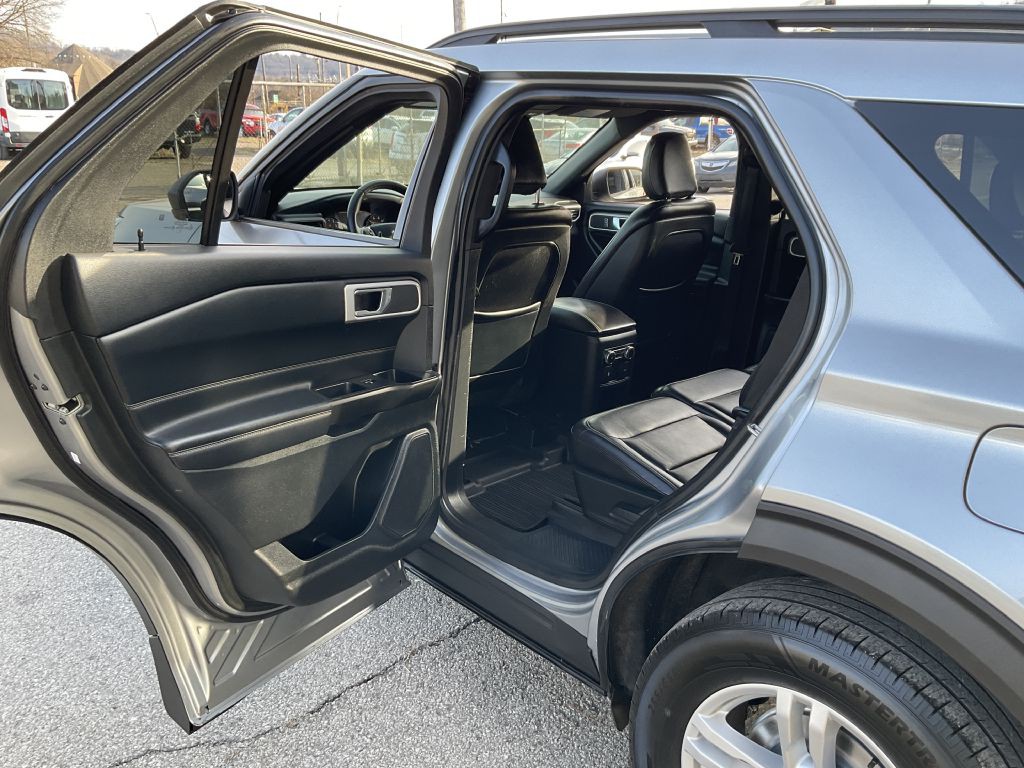 2020 Ford Explorer Image 20