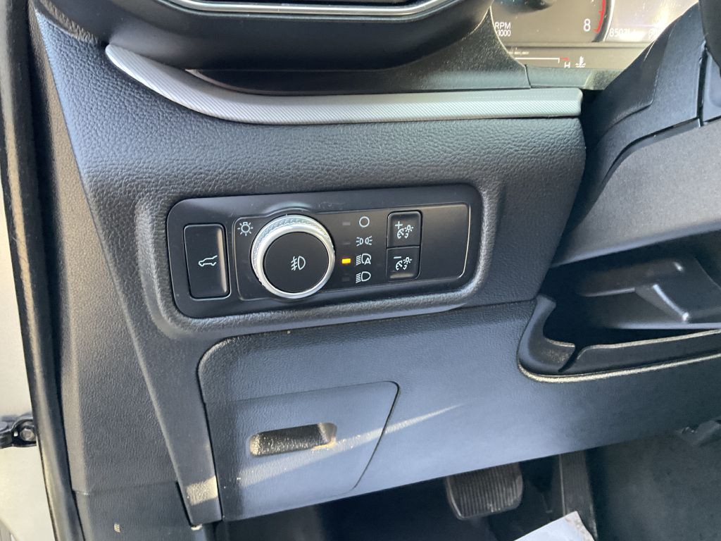 2020 Ford Explorer Image 34