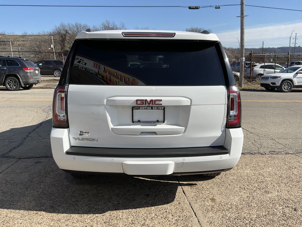 2017 GMC Yukon Image 8