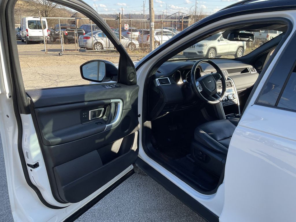 2018 Land Rover Discovery Sport Image 15