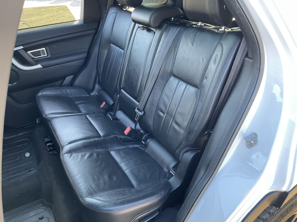 2018 Land Rover Discovery Sport Image 21