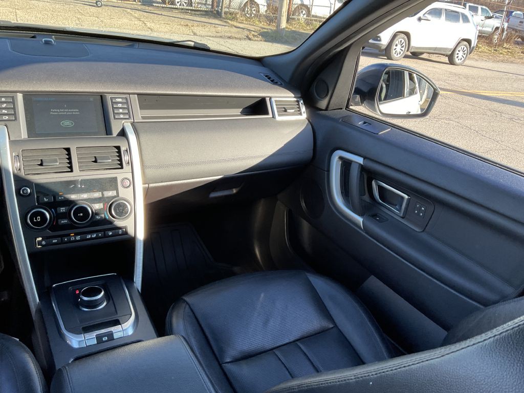 2018 Land Rover Discovery Sport Image 32