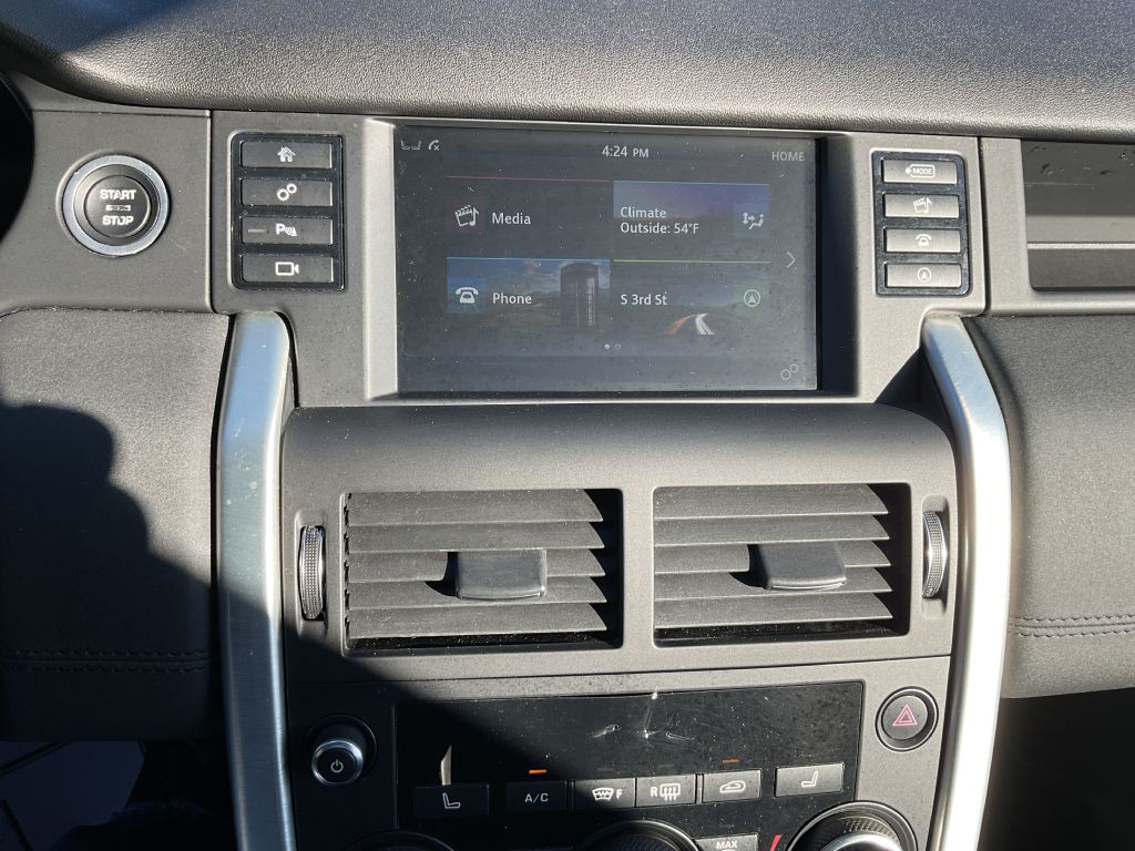 2018 Land Rover Discovery Sport Image 38