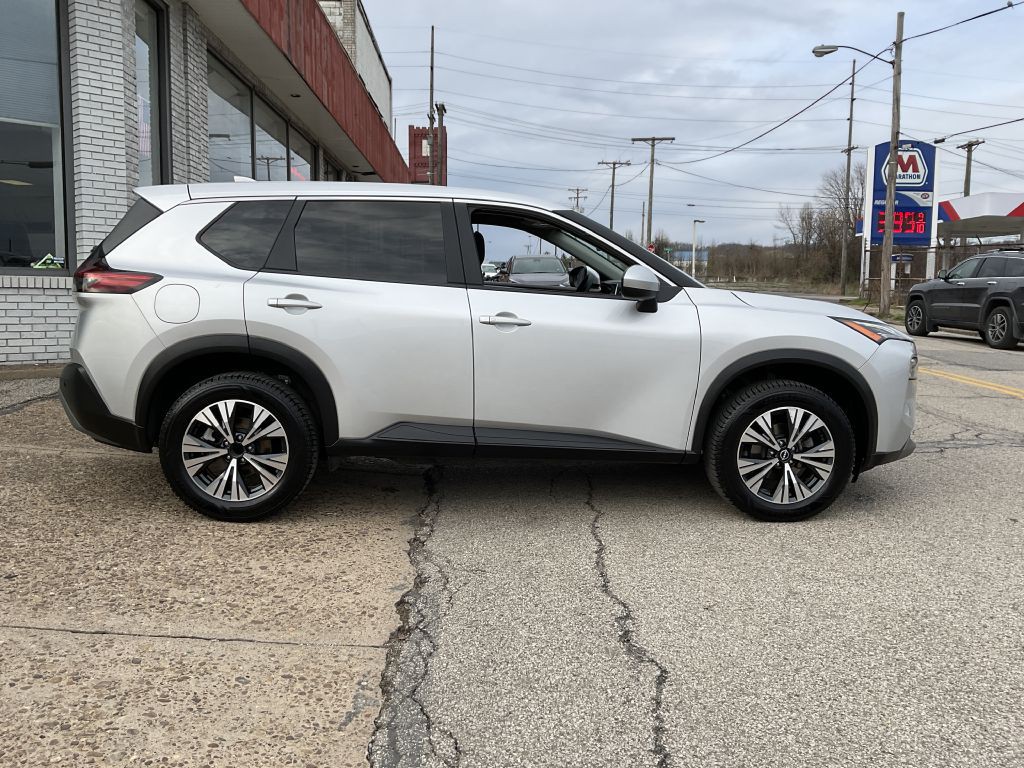 2023 Nissan Rogue Image 2