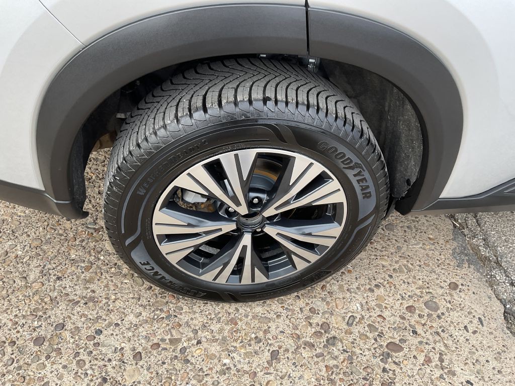 2023 Nissan Rogue Image 12