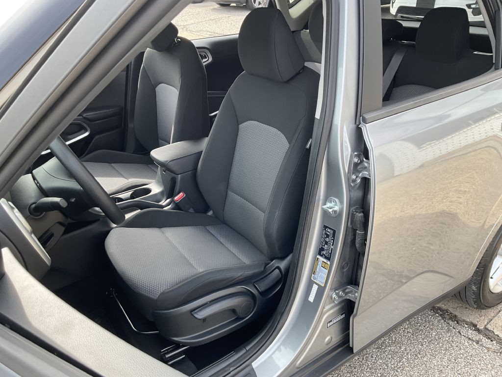 2023 Kia Soul Image 14