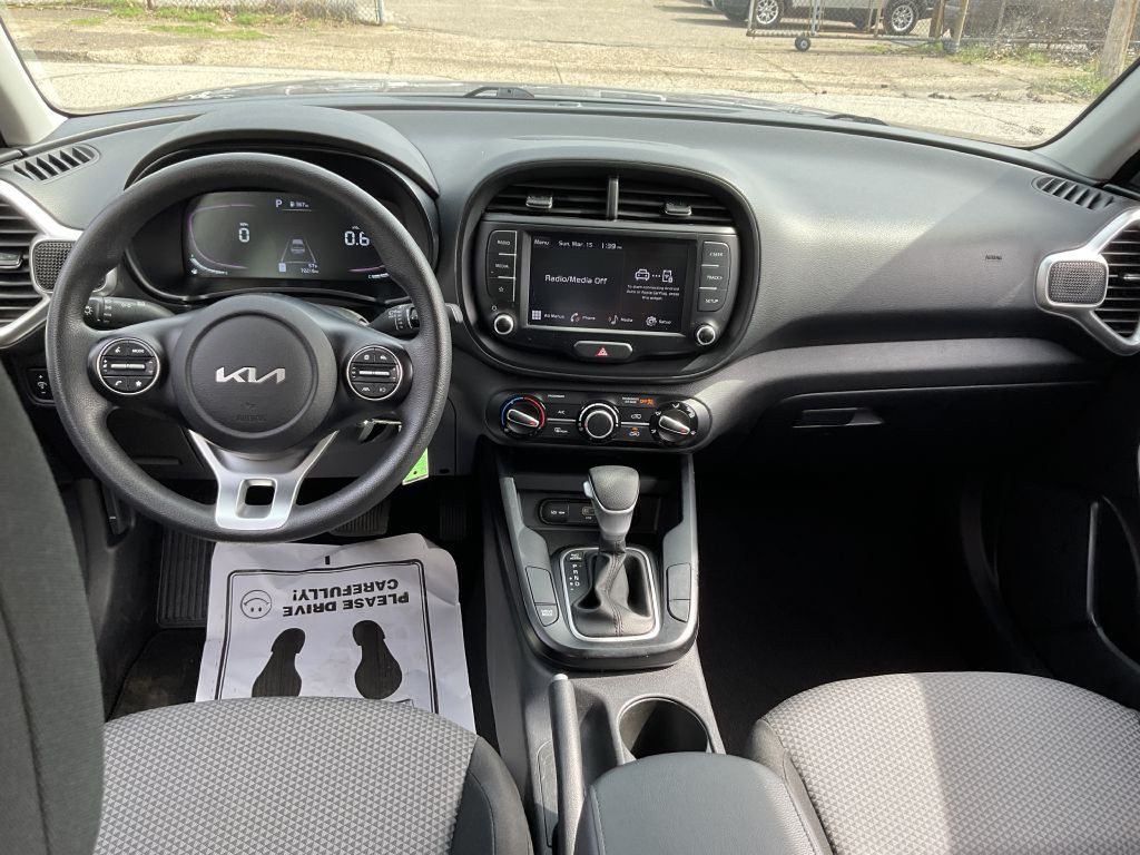 2023 Kia Soul Image 28
