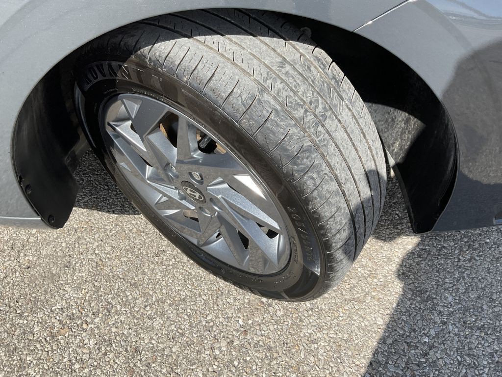 2024 Hyundai Elantra Image 10