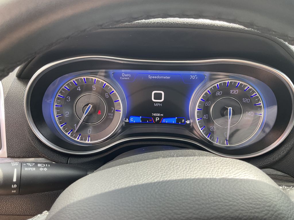 2020 Chrysler 300 Image 33