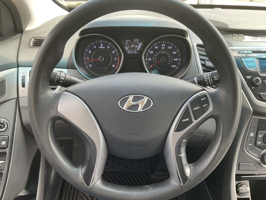 2016 Hyundai Elantra Image 22