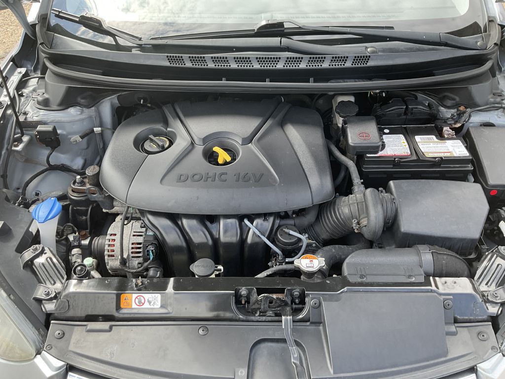 2016 Hyundai Elantra Image 26