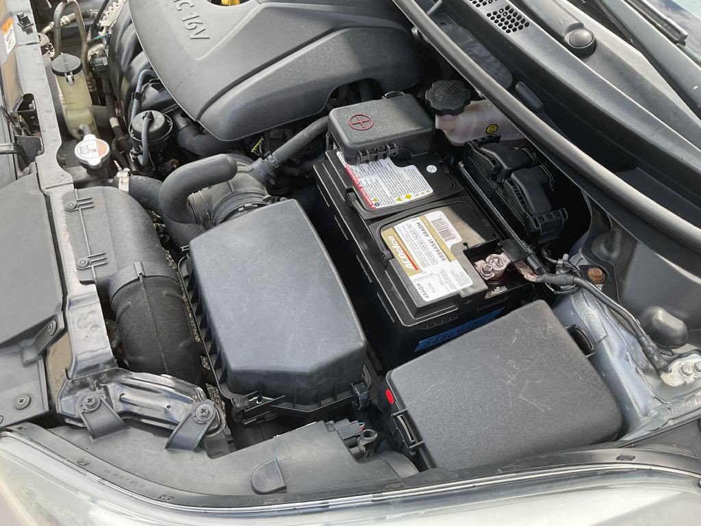 2016 Hyundai Elantra Image 28