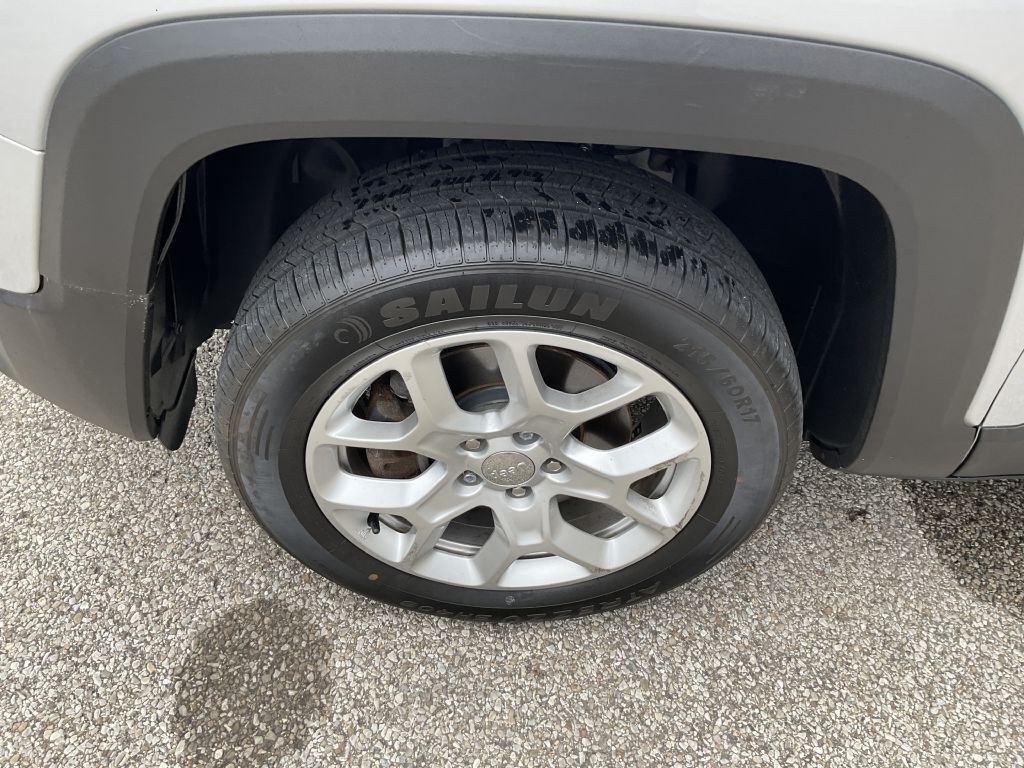 2018 Jeep Renegade Image 9