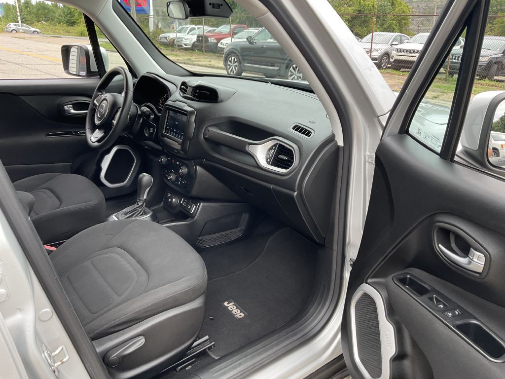 2018 Jeep Renegade Image 18