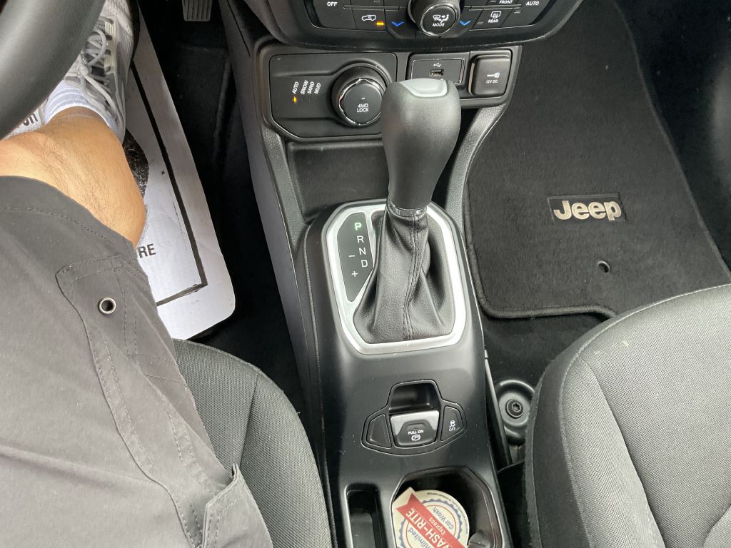 2018 Jeep Renegade Image 30