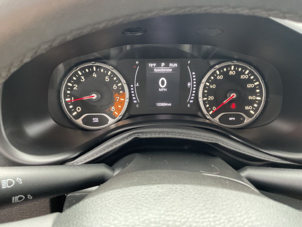 2018 Jeep Renegade Image 32