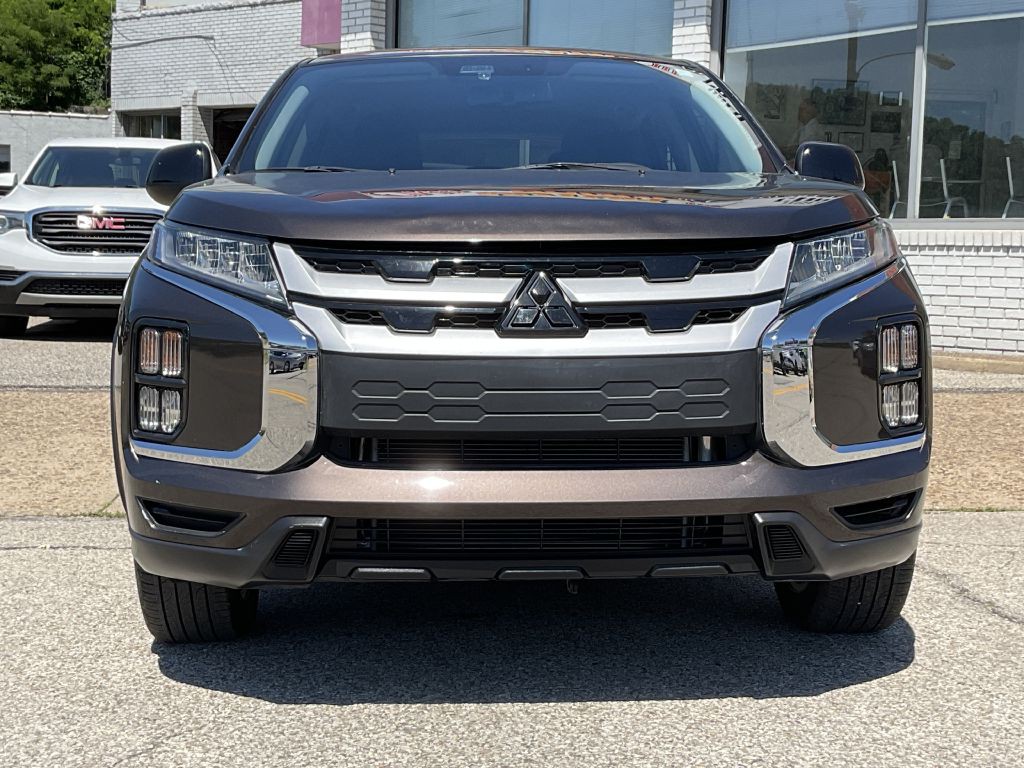 2024 Mitsubishi Outlander Image 4