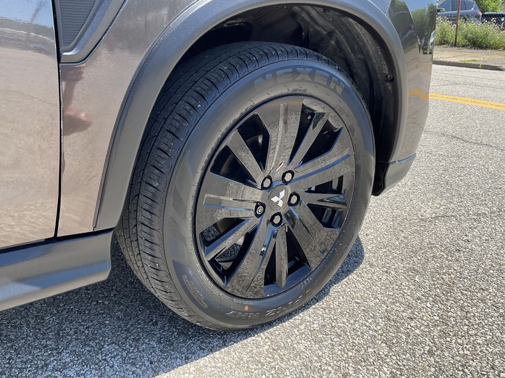 2024 Mitsubishi Outlander Image 12