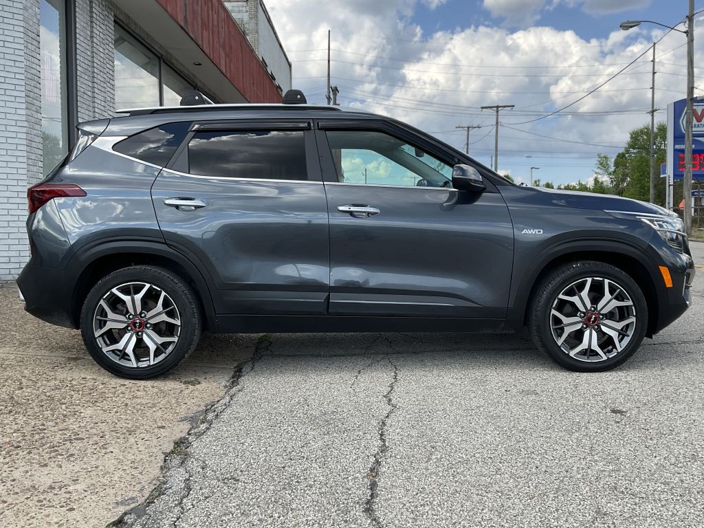 2022 Kia Seltos Image 2