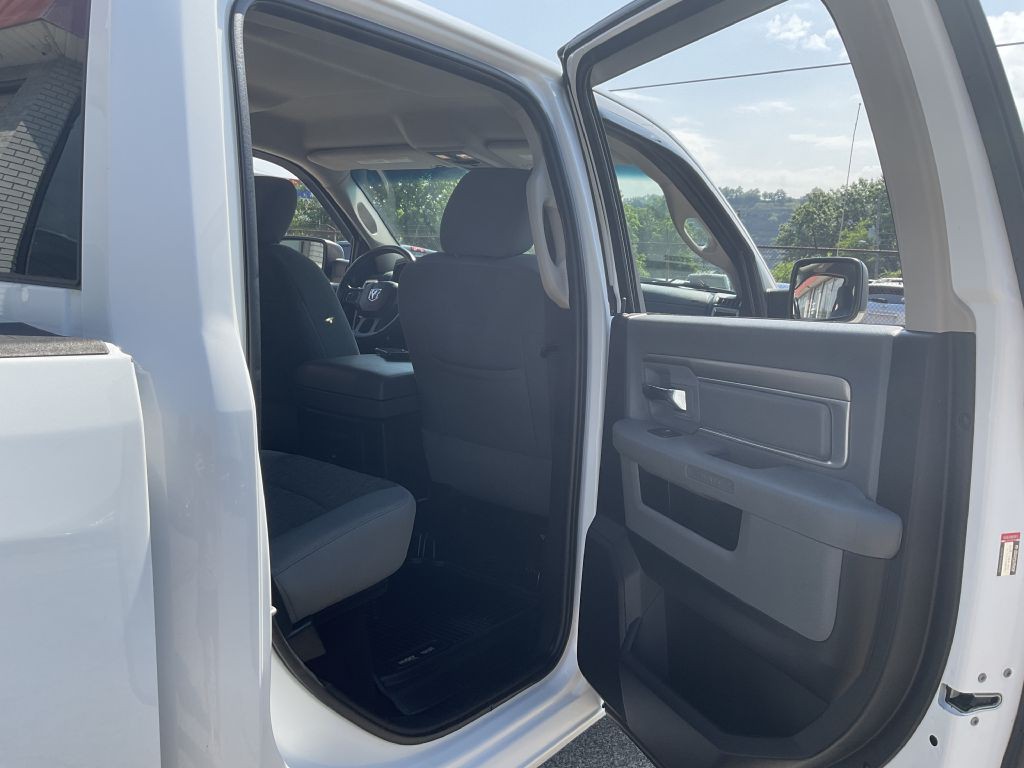 2015 RAM 1500 Image 19