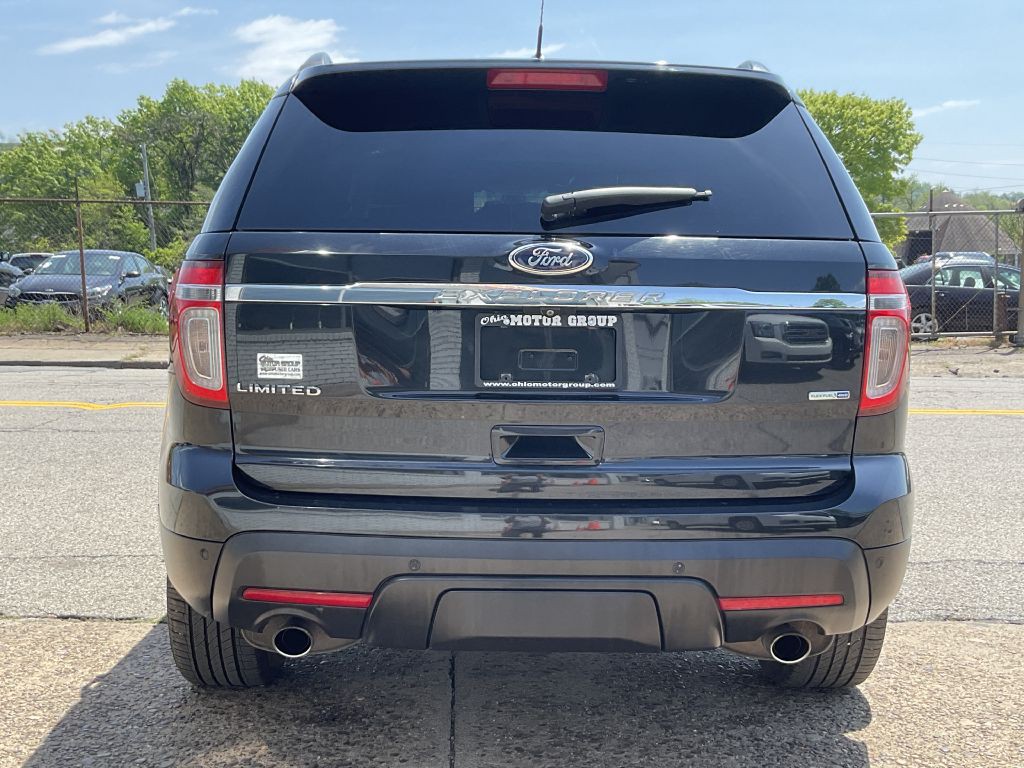 2015 Ford Explorer Image 8