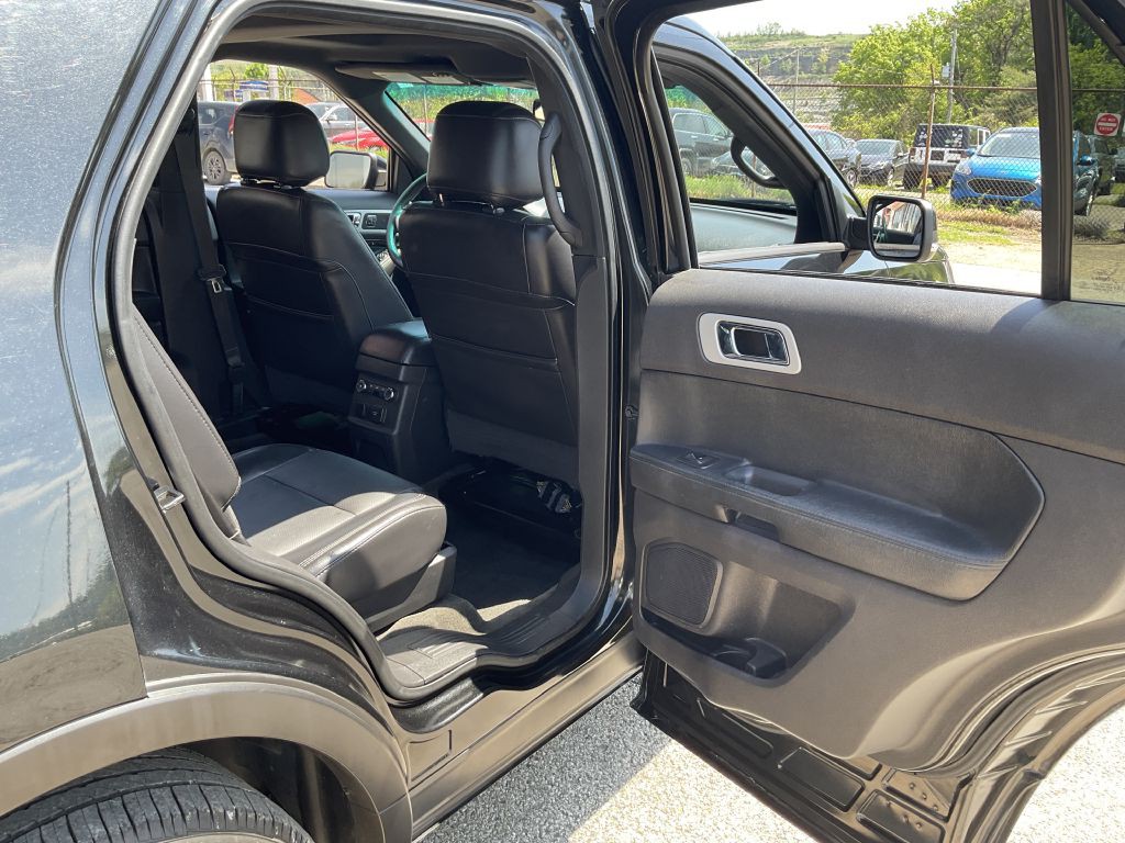 2015 Ford Explorer Image 19